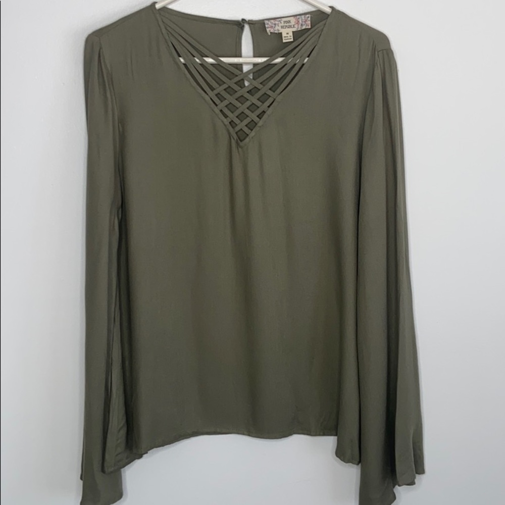 PINK REPUBLIC TOP STRAPPY NECK ARMY GREEN CASUAL MEDIUM
